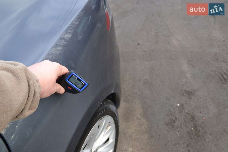 Лифтбек Tesla Model S 2016 в Луцке