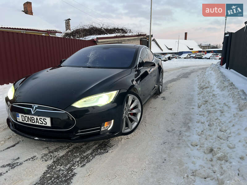 Лифтбек Tesla Model S 2013 в Киеве