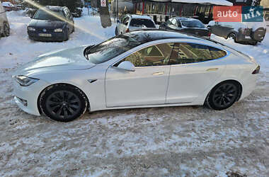 Лифтбек Tesla Model S 2019 в Хмельницком