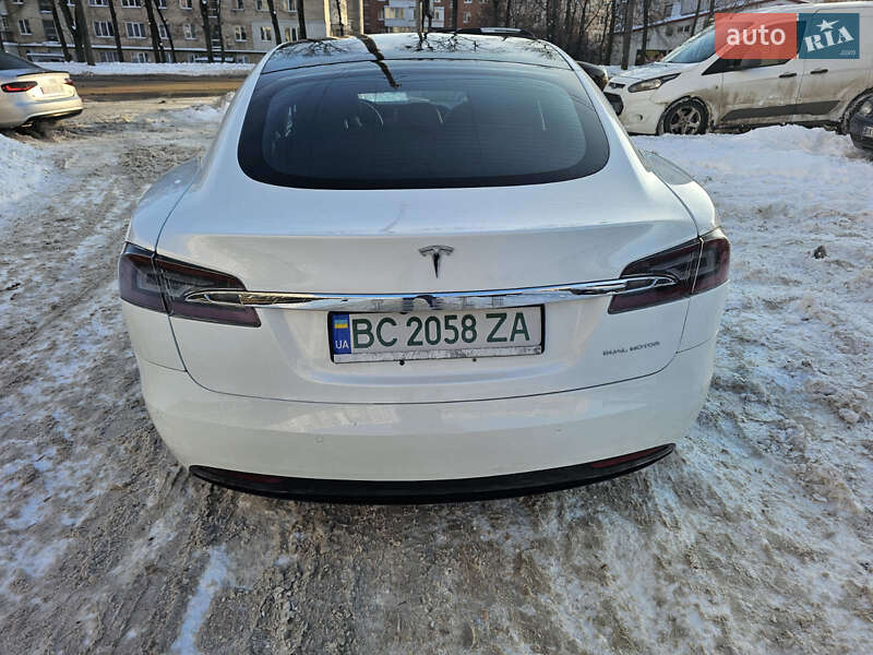 Лифтбек Tesla Model S 2019 в Хмельницком