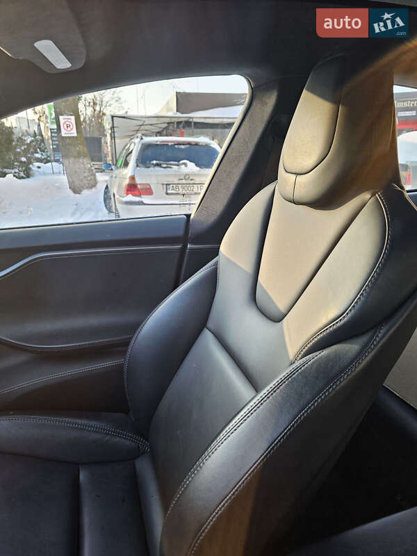 Лифтбек Tesla Model S 2019 в Хмельницком