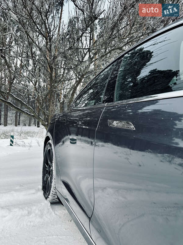 Лифтбек Tesla Model S 2020 в Киеве фото 7 Лифтбек Tesla Model S 2020 в Киеве