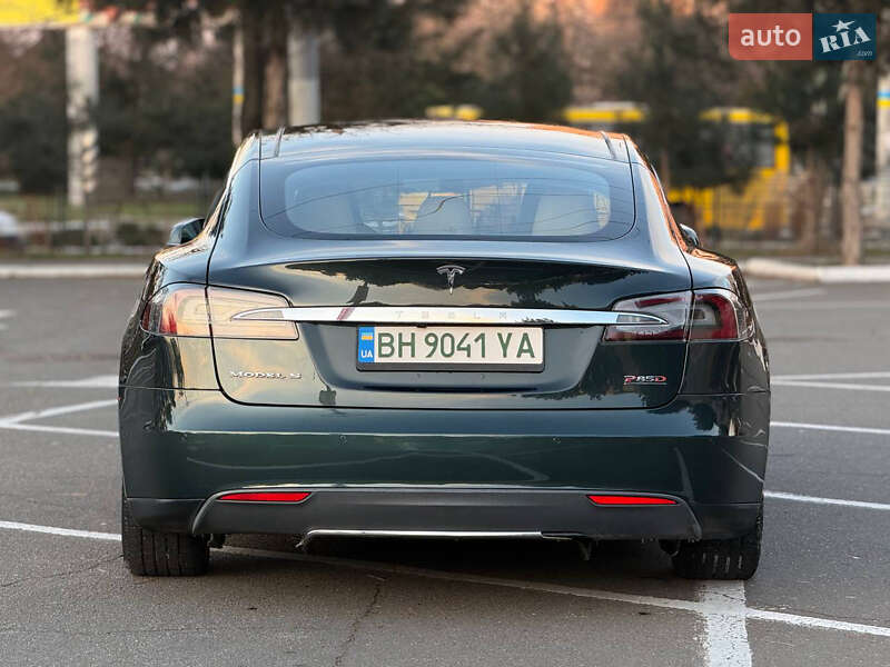 Лифтбек Tesla Model S 2014 в Одессе