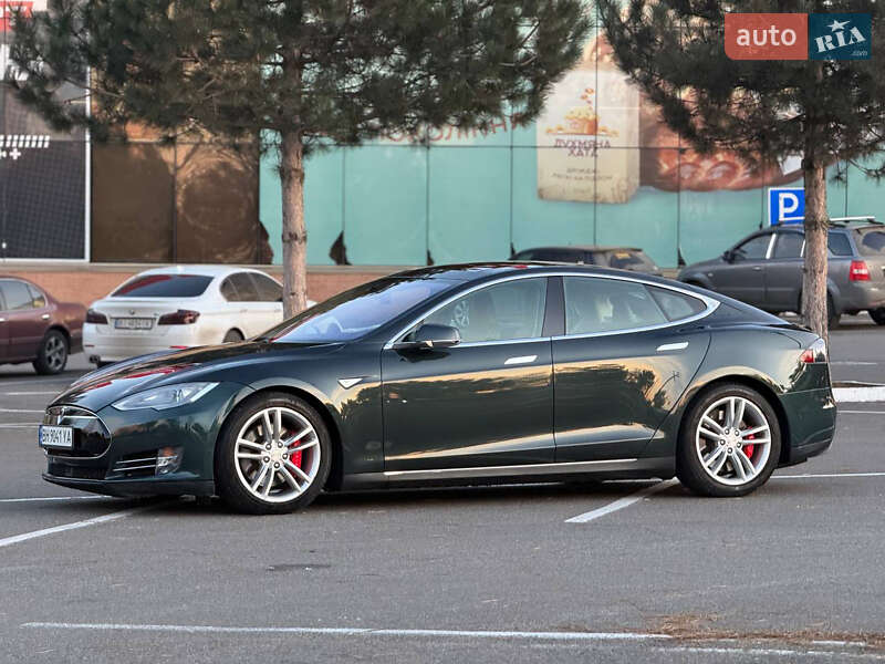Лифтбек Tesla Model S 2014 в Одессе