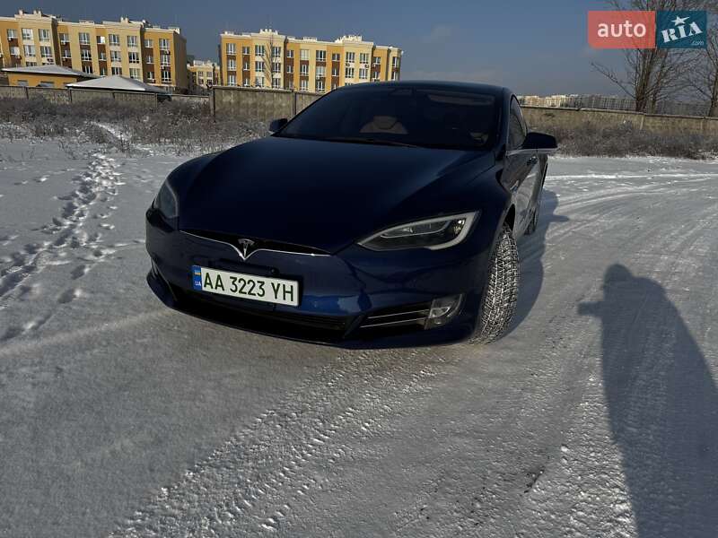 Лифтбек Tesla Model S 2018 в Софиевской Борщаговке