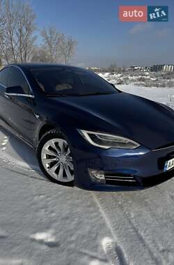 Лифтбек Tesla Model S 2018 в Софиевской Борщаговке