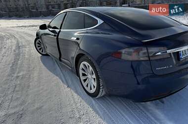 Лифтбек Tesla Model S 2018 в Софиевской Борщаговке