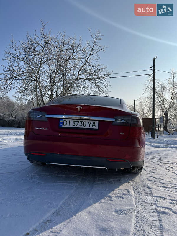Лифтбек Tesla Model S 2015 в Белой Церкви фото 22 Лифтбек Tesla Model S 2015 в Белой Церкви