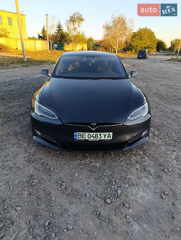 Tesla Model S