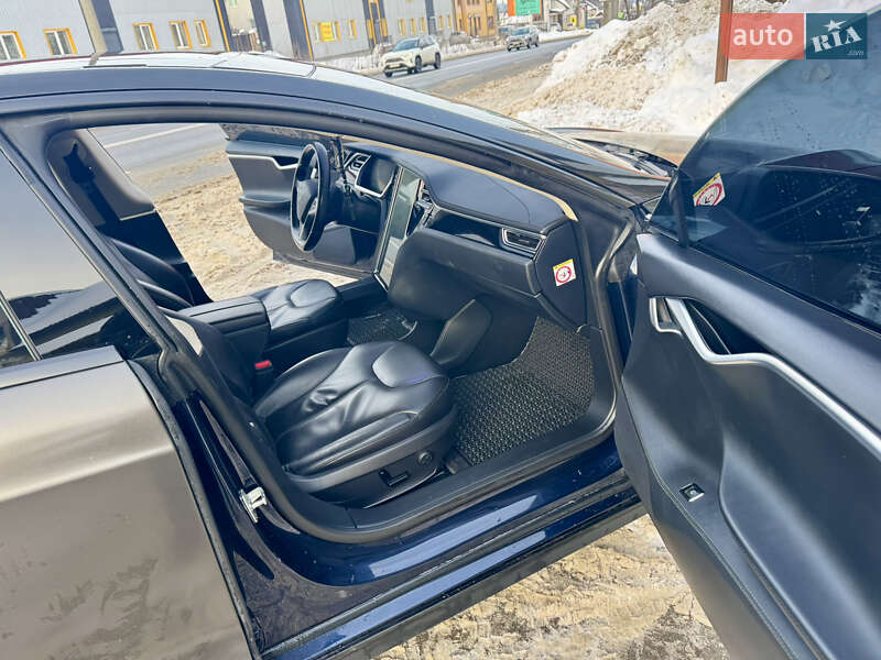 Лифтбек Tesla Model S 2014 в Ивано-Франковске