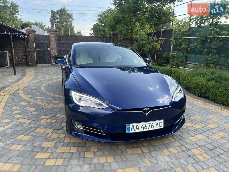 2018 Tesla Model-S, VIN 5YJSA7E21JF273282:plate — фото 1 (autoria)