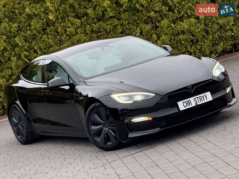 Лифтбек Tesla Model S 2023 в Стрые