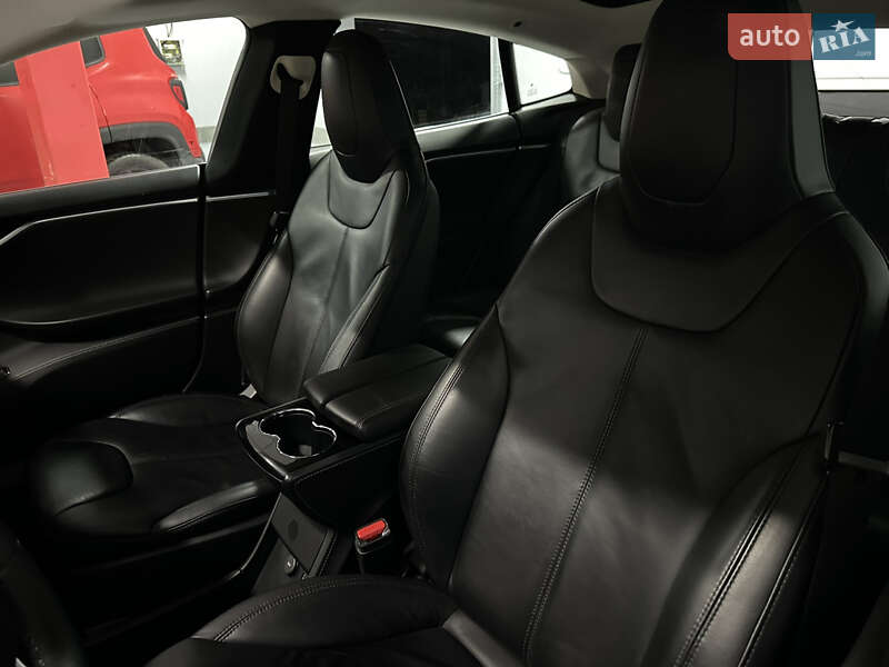 Лифтбек Tesla Model S 2015 в Миргороде фото 19 Лифтбек Tesla Model S 2015 в Миргороде