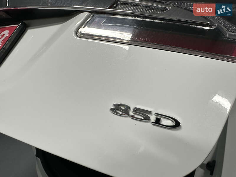 Лифтбек Tesla Model S 2015 в Миргороде фото 28 Лифтбек Tesla Model S 2015 в Миргороде