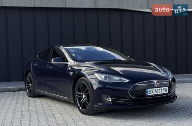 Ліфтбек Tesla Model S 2013 в Кам'янець-Подільському