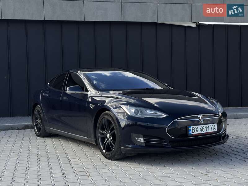2013 Tesla Model-S, VIN 5YJSA2CN5DFP14240:plate — фото 1 (autoria)