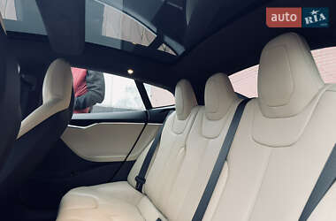Лифтбек Tesla Model S 2015 в Одессе