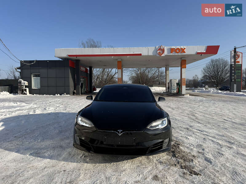 Лифтбек Tesla Model S 2016 в Черновцах фото 5 Лифтбек Tesla Model S 2016 в Черновцах