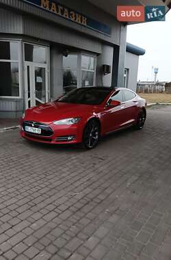 Лифтбек Tesla Model S 2013 в Львове