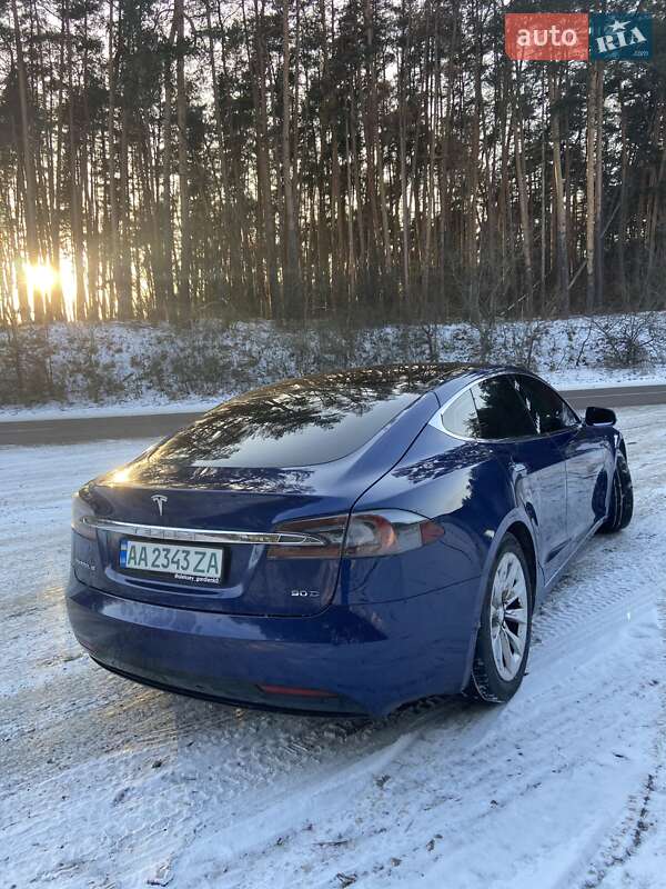Ліфтбек Tesla Model S 2016 в Миргороді фото 4 Ліфтбек Tesla Model S 2016 в Миргороді