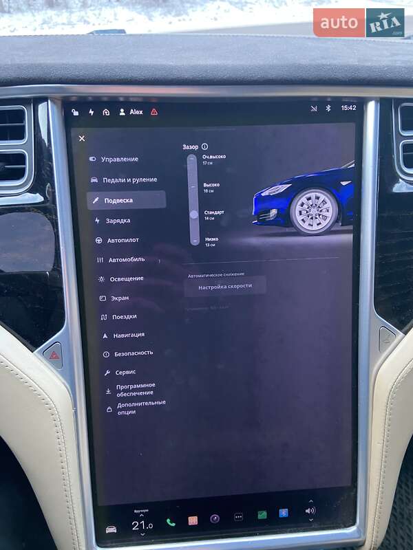 Ліфтбек Tesla Model S 2016 в Миргороді фото 30 Ліфтбек Tesla Model S 2016 в Миргороді