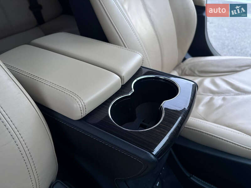 Ліфтбек Tesla Model S 2013 в Києві фото 17 Ліфтбек Tesla Model S 2013 в Києві