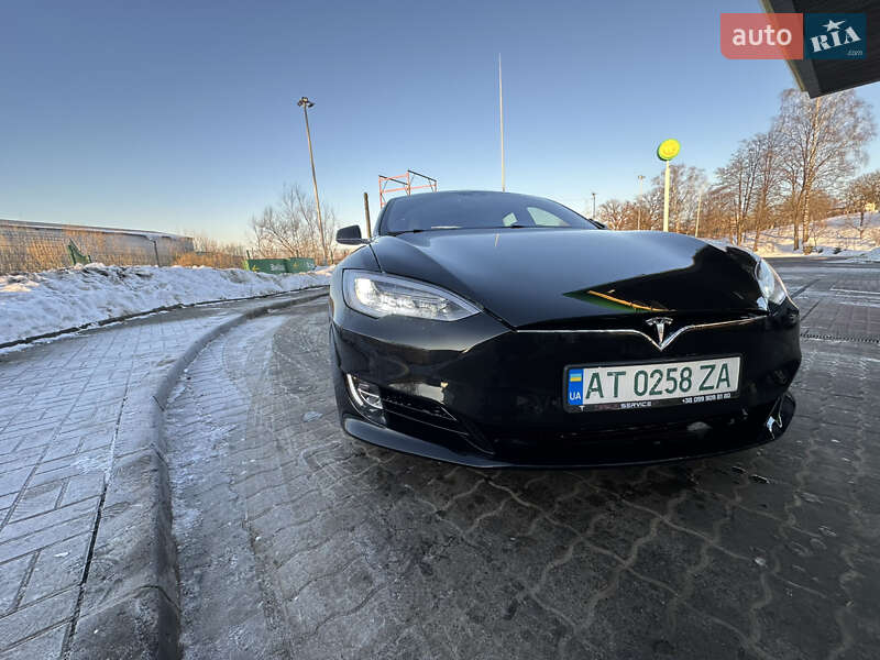 Лифтбек Tesla Model S 2016 в Долине фото 3 Лифтбек Tesla Model S 2016 в Долине