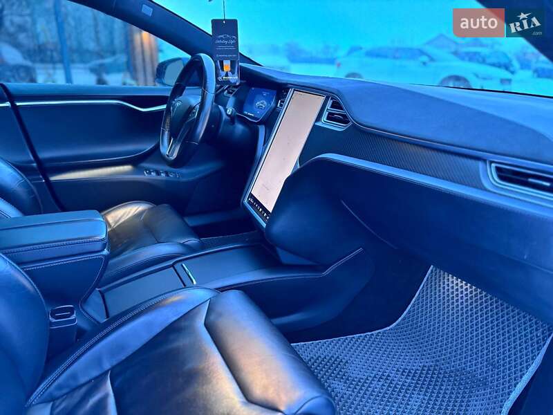 Лифтбек Tesla Model S 2017 в Коломые фото 22 Лифтбек Tesla Model S 2017 в Коломые