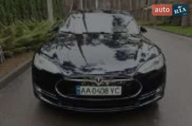 Ліфтбек Tesla Model S 2013 в Києві
