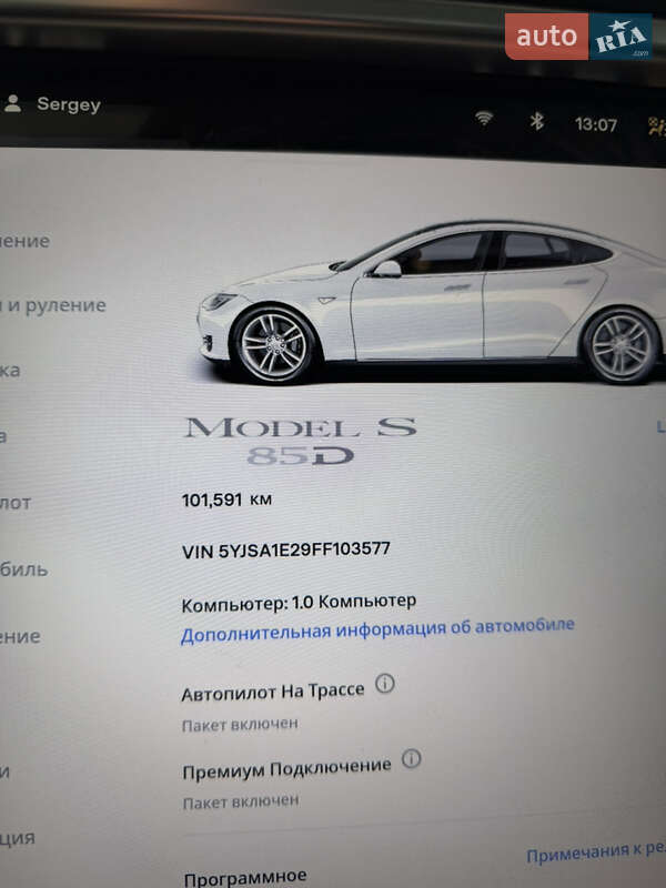 Ліфтбек Tesla Model S 2015 в Києві