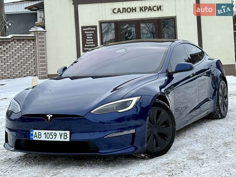 2025 Tesla Model S, VIN 5YJSA1E59SF550219:plate — photo 1 (autoria)