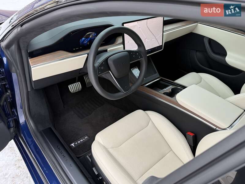 Лифтбек Tesla Model S 2025 в Виннице фото 35 Лифтбек Tesla Model S 2025 в Виннице