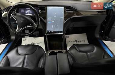 Лифтбек Tesla Model S 2015 в Дрогобыче