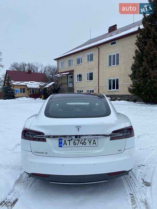 Ліфтбек Tesla Model S 2013 в Івано-Франківську фото 7 Ліфтбек Tesla Model S 2013 в Івано-Франківську