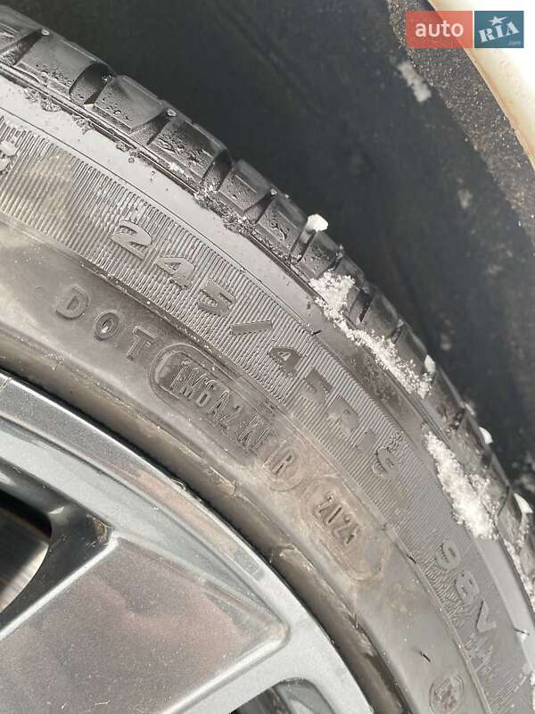 Ліфтбек Tesla Model S 2013 в Івано-Франківську фото 18 Ліфтбек Tesla Model S 2013 в Івано-Франківську