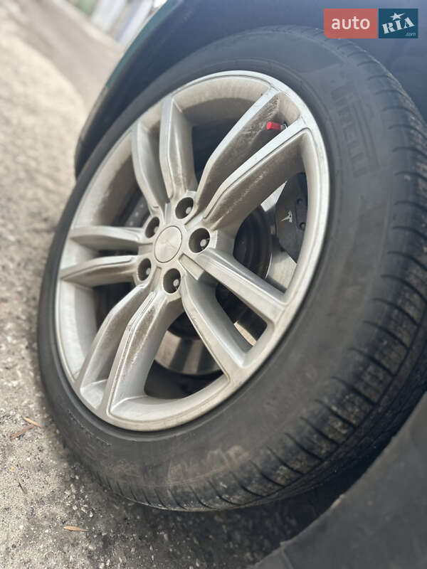 Ліфтбек Tesla Model S 2013 в Миколаєві фото 18 Ліфтбек Tesla Model S 2013 в Миколаєві