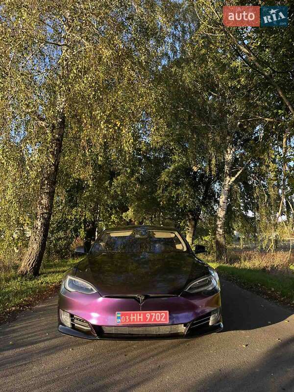 Лифтбек Tesla Model S 2016 в Луцке фото 39 Лифтбек Tesla Model S 2016 в Луцке