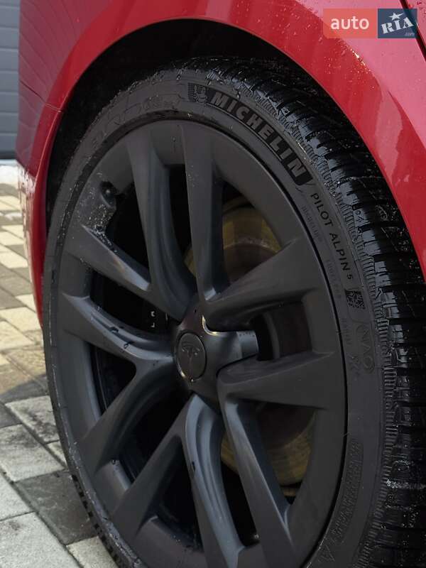 Ліфтбек Tesla Model S 2021 в Львові фото 31 Ліфтбек Tesla Model S 2021 в Львові