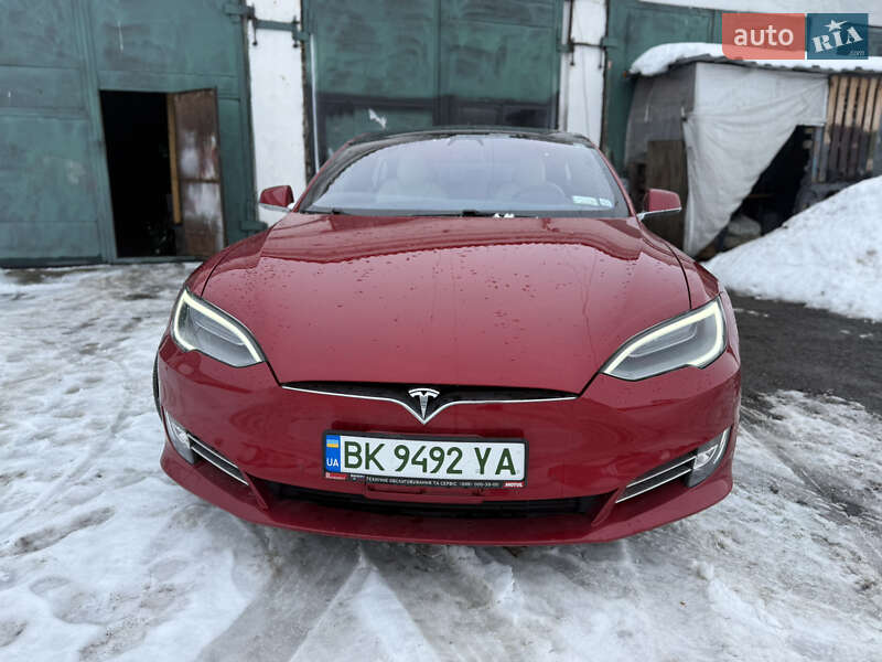 Лифтбек Tesla Model S 2020 в Ровно фото 2 Лифтбек Tesla Model S 2020 в Ровно