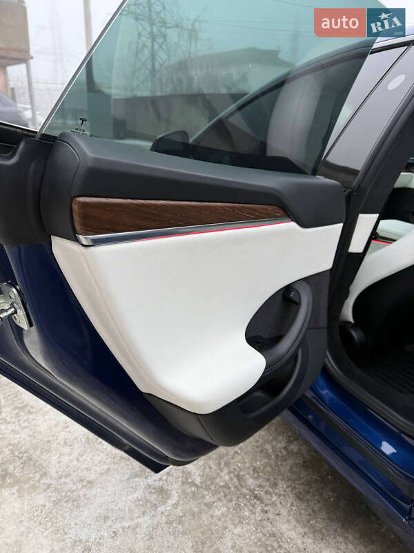 Ліфтбек Tesla Model S 2021 в Подільську фото 36 Ліфтбек Tesla Model S 2021 в Подільську