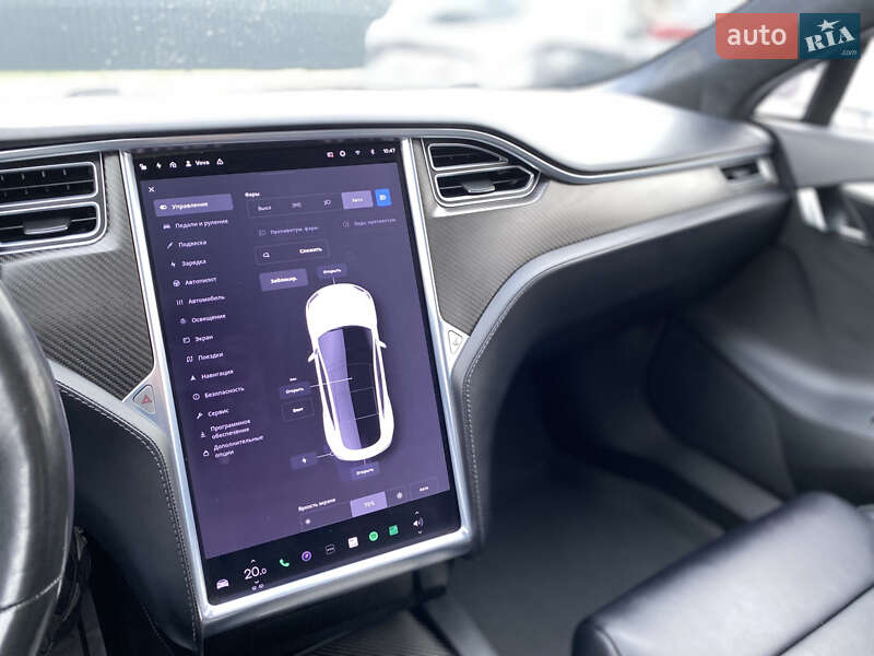 Ліфтбек Tesla Model S 2017 в Луцьку