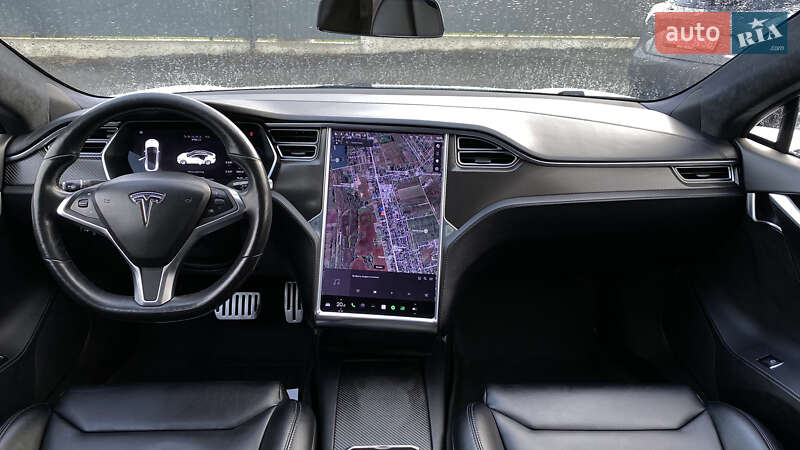 Ліфтбек Tesla Model S 2017 в Луцьку