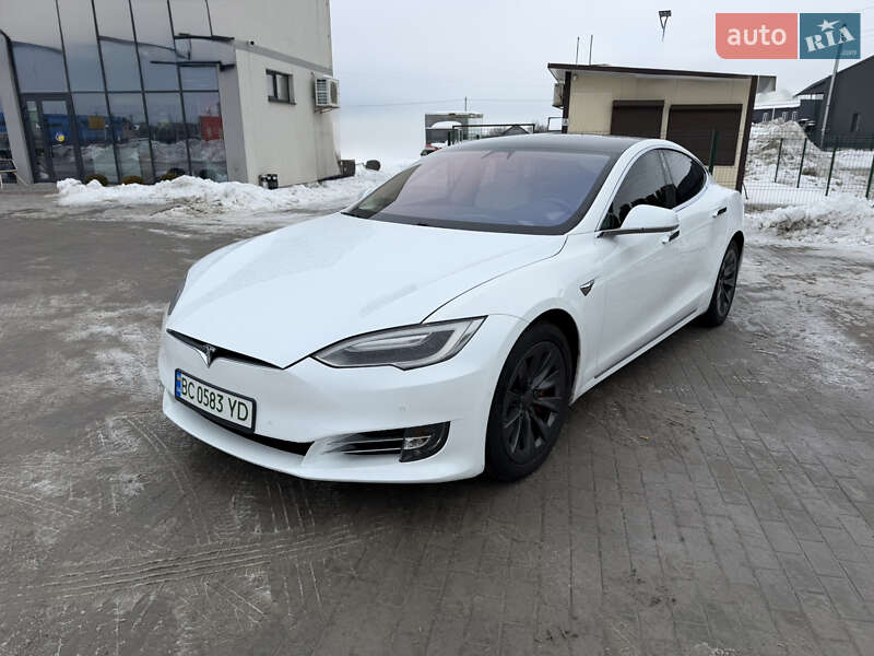 Ліфтбек Tesla Model S 2017 в Львові фото 2 Ліфтбек Tesla Model S 2017 в Львові