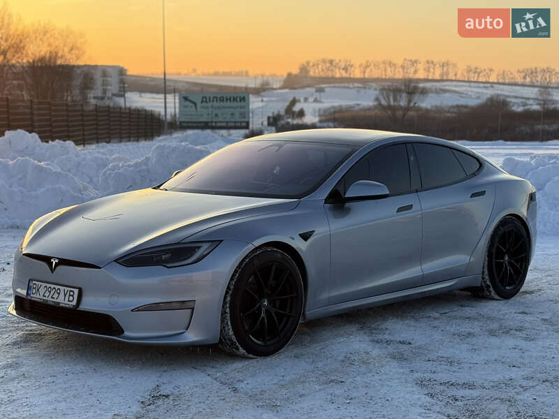Лифтбек Tesla Model S 2024 в Ровно фото Лифтбек Tesla Model S 2024 в Ровно