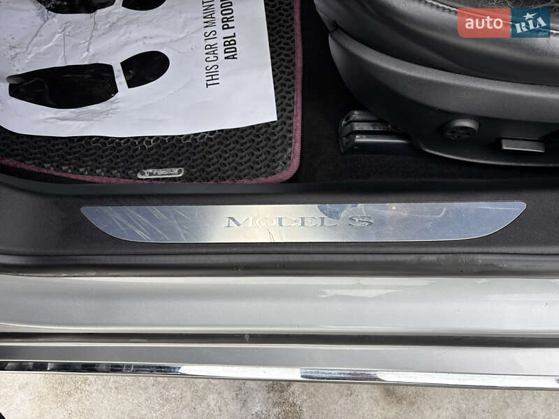 Лифтбек Tesla Model S 2015 в Львове фото 37 Лифтбек Tesla Model S 2015 в Львове
