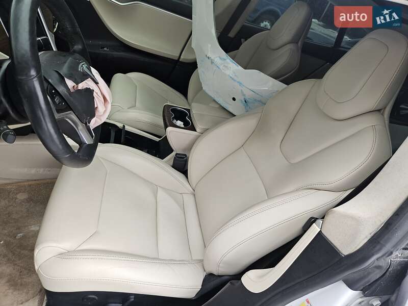 Лифтбек Tesla Model S 2018 в Днепре фото 28 Лифтбек Tesla Model S 2018 в Днепре