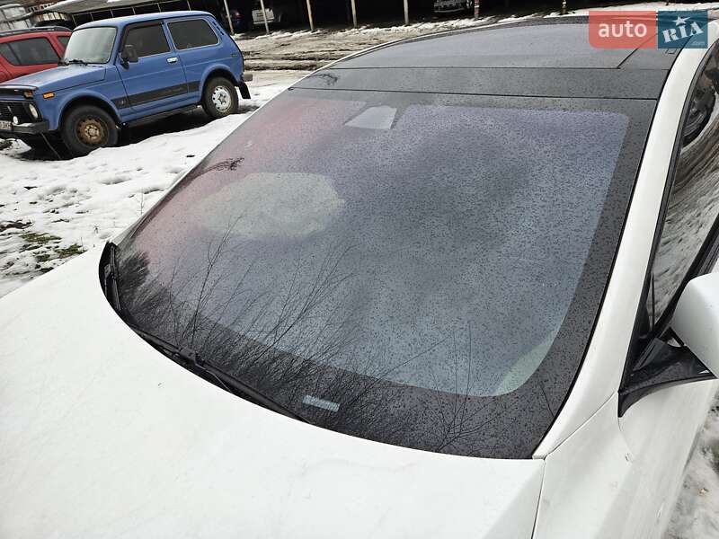 Лифтбек Tesla Model S 2018 в Днепре фото 22 Лифтбек Tesla Model S 2018 в Днепре