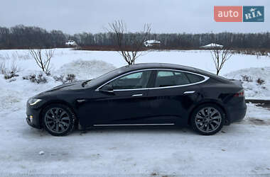 Ліфтбек Tesla Model S 2016 в Львові