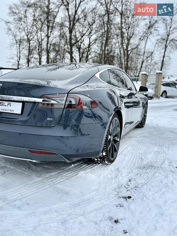 Лифтбек Tesla Model S 2014 в Виннице
