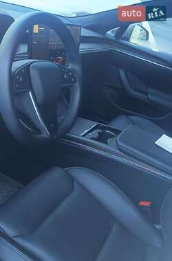 Лифтбек Tesla Model S 2021 в Киеве